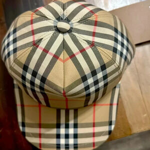 Burberry hat